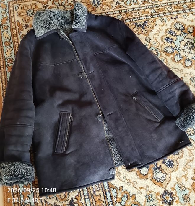 Полупальто жіноче.