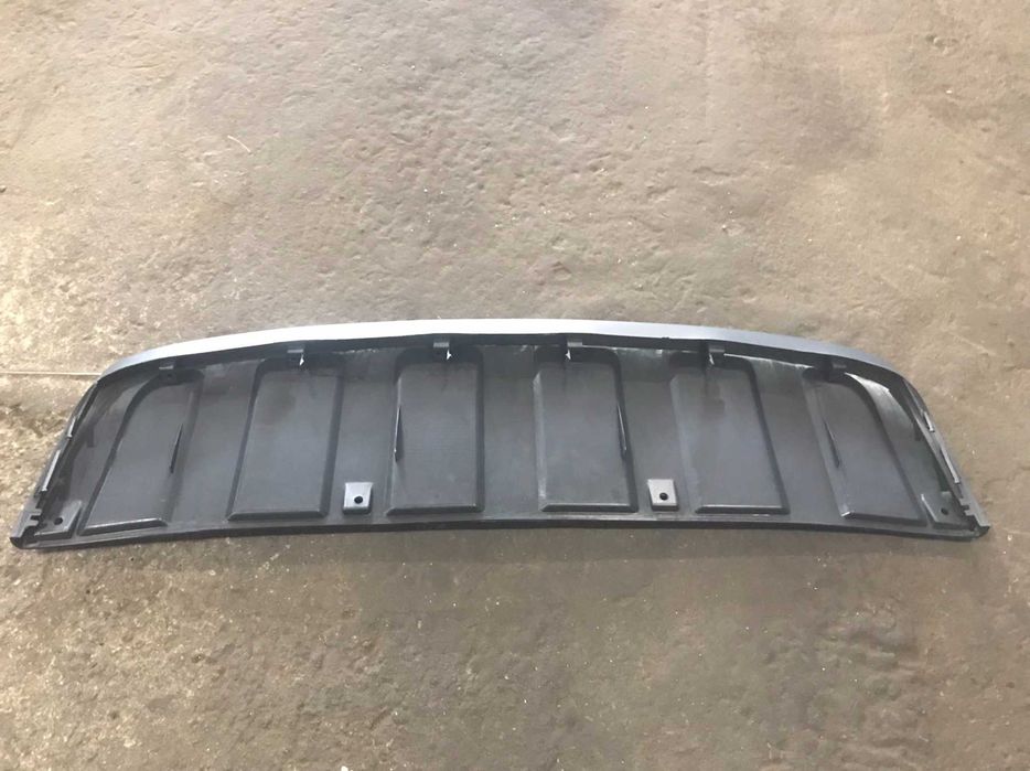 Нижняя губа бампера Audi Q7 4L