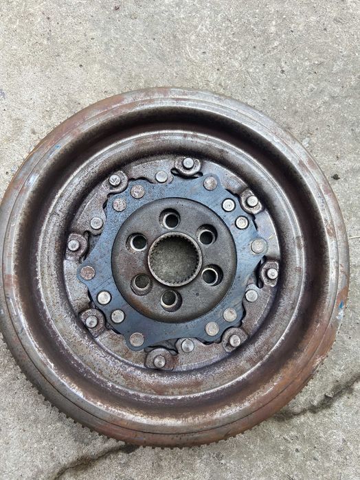 Демфер passat b7