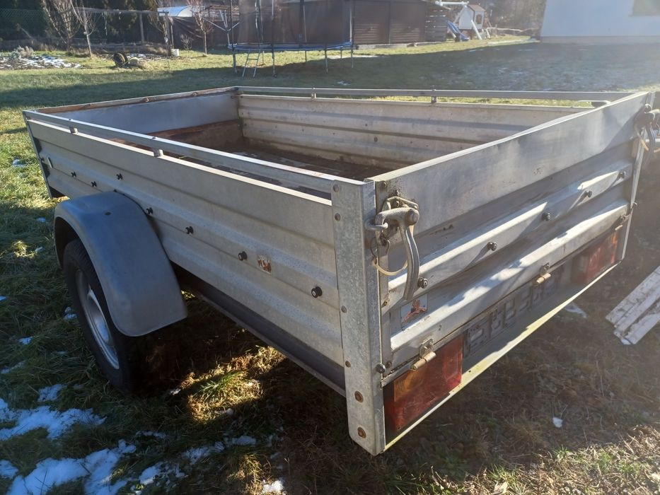 PRZYCZEPKA samochodowa stema