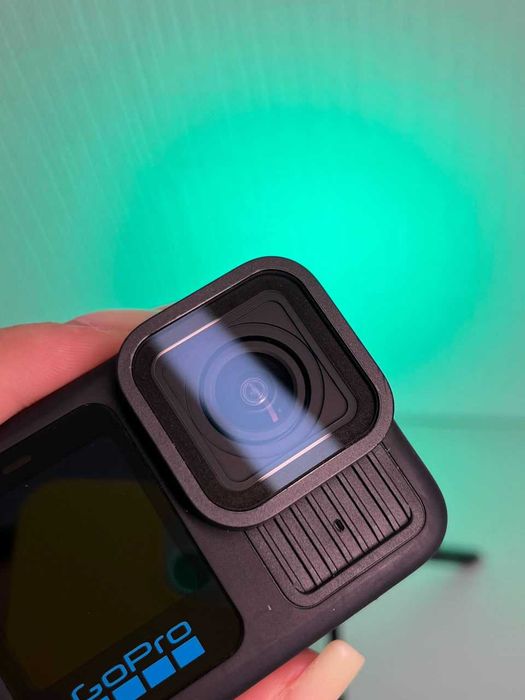 Екшн-камера GoPro Hero 13 з двома акумуляторами