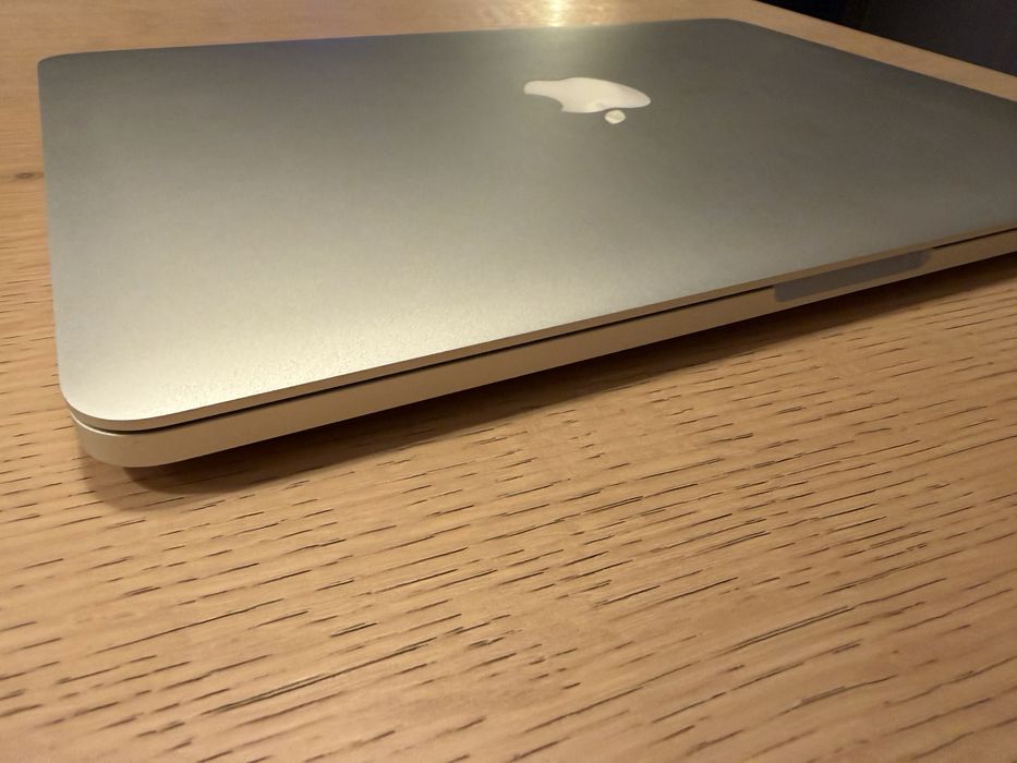 Apple Macbook Pro 13 (2015)