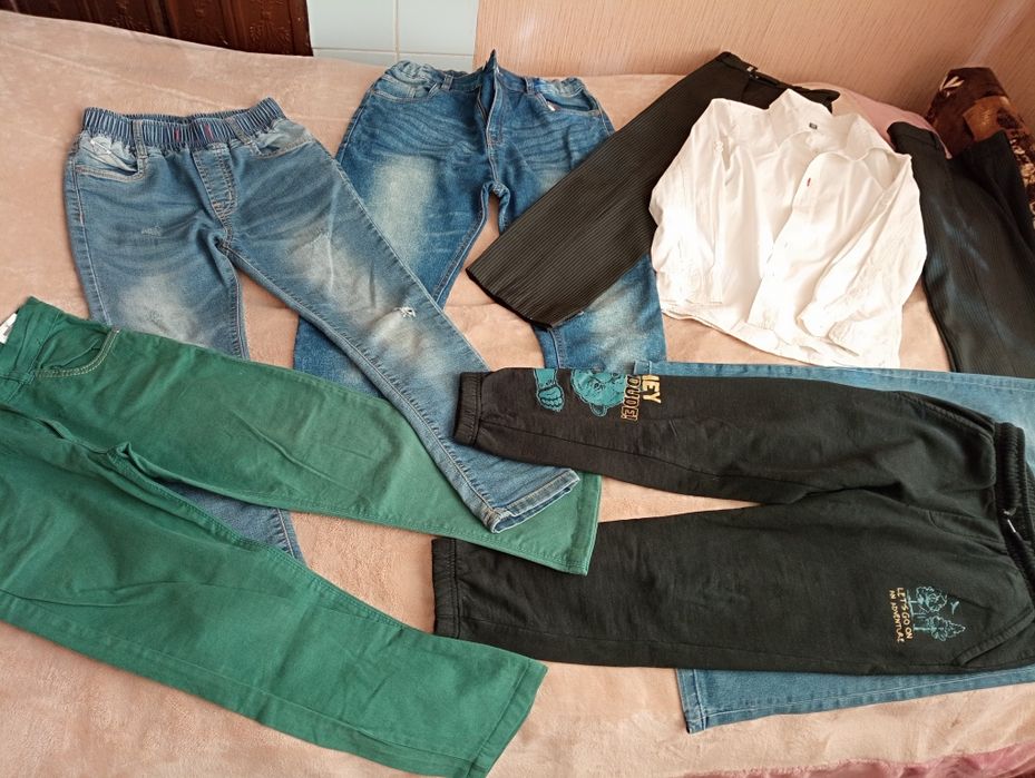 Одяг для хлопчика ,на зріст 128 -138