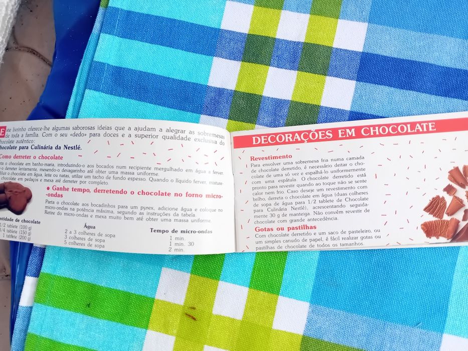 Livrinho Antigo de Receitas Nestlé