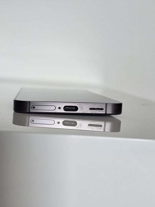 Telefon Samsung Galaxy S24 czarny - 256 GB