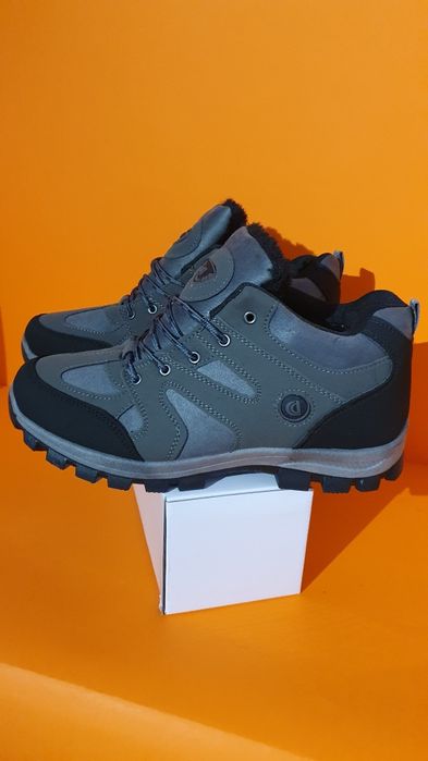 Buty męskie nowe zimowe ocieplone modne rozmiar 43 / wkładka 27 cm