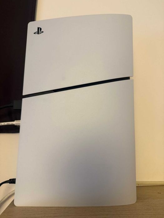 PS5 digital 825GB + Comando com garantia