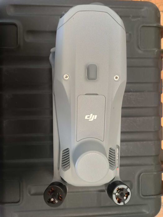 DJI Matrice 4E.   .