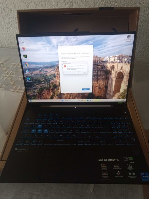 sprzedam nowy laptop  ASUS TUF Gaming F16 i7  -13650HX/32GB/1TB/Win11