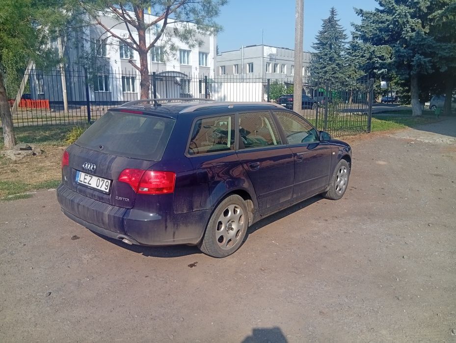 Audi A4 B7 нерозмитнена