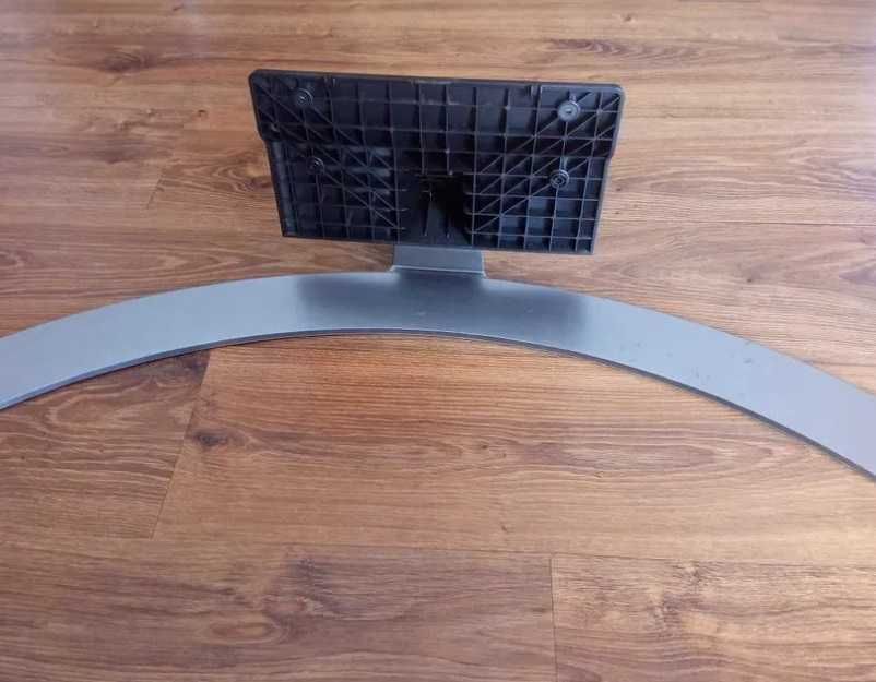 Podstawka stopa noga uchwyt telewizor LG 49LG630V 55UK6300, srubki.