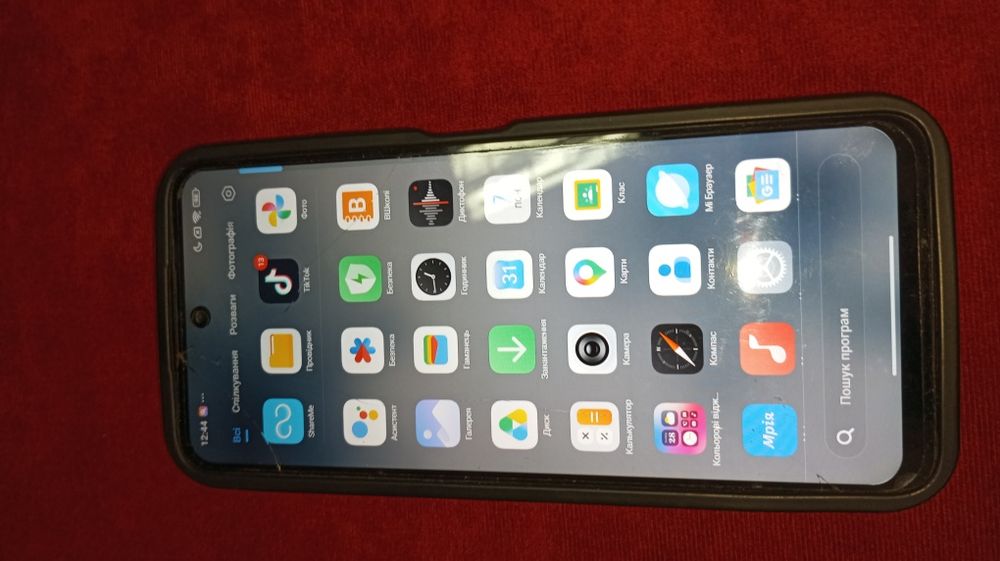 Телефон Redmi 12