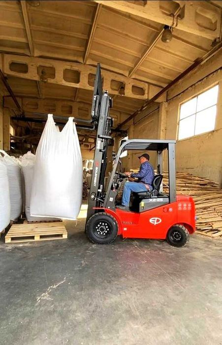 Новий Li-Ion вилковий навантажувач 2.5т/3.6м, кліренс 15см, 80V/280Ah