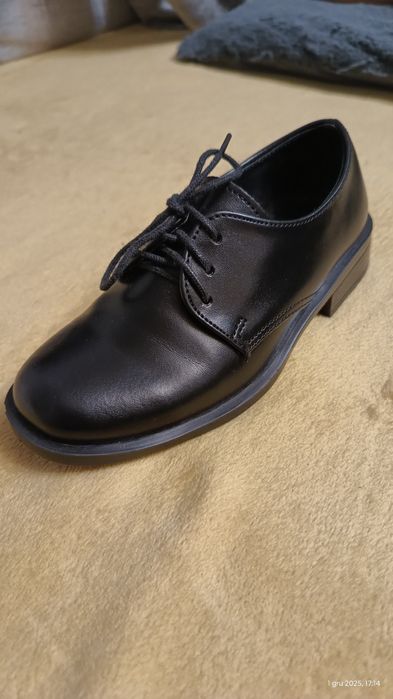 Sprzedam buty chłopięce