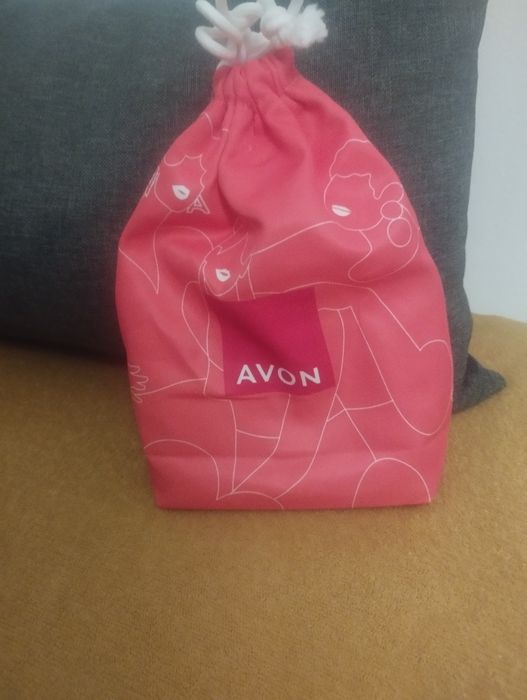 Zestaw prezentowy kremów do rąk Planet Spa Avon
