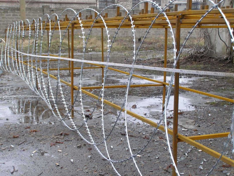 Колючий дріт ЄГОЗА