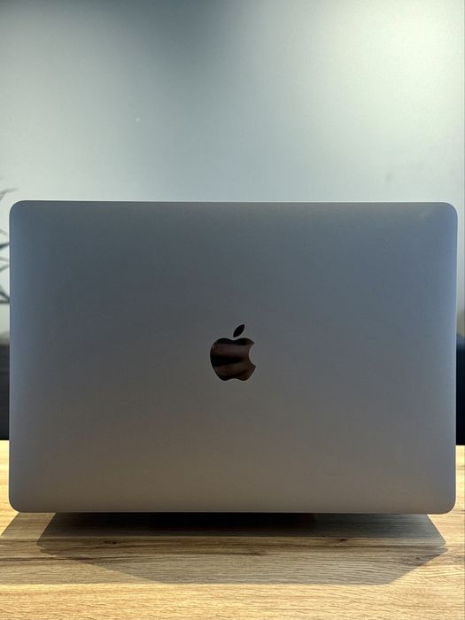 MacBook Air 13 2020 intel i3 1.1ghz 8/128gb ! Гарантія від магазину !