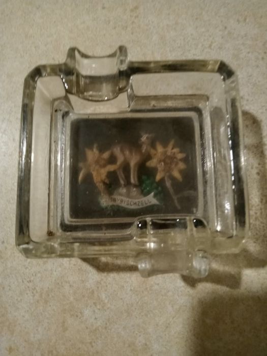 Stara popielniczka z Austrii