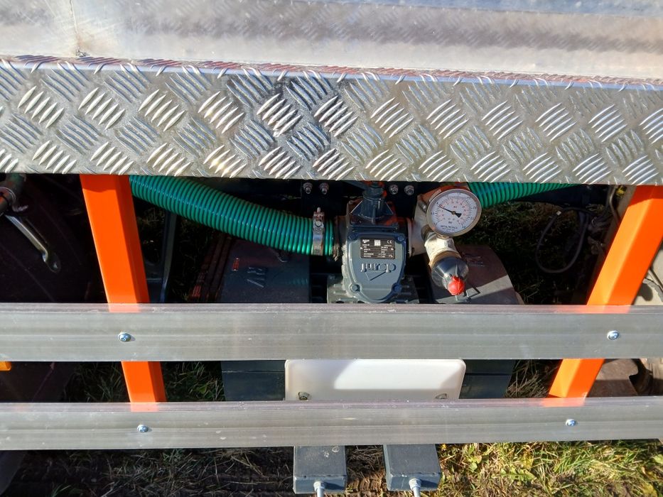 Mercedes Antos asenizacyjny beczka asenizacja szambiarka specjalny