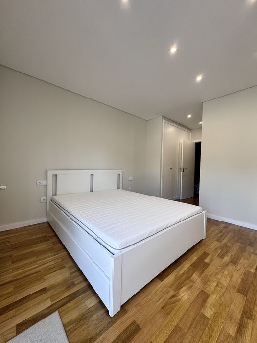 Cama 160 x 200 + Gavetões + Estrado + Colchão