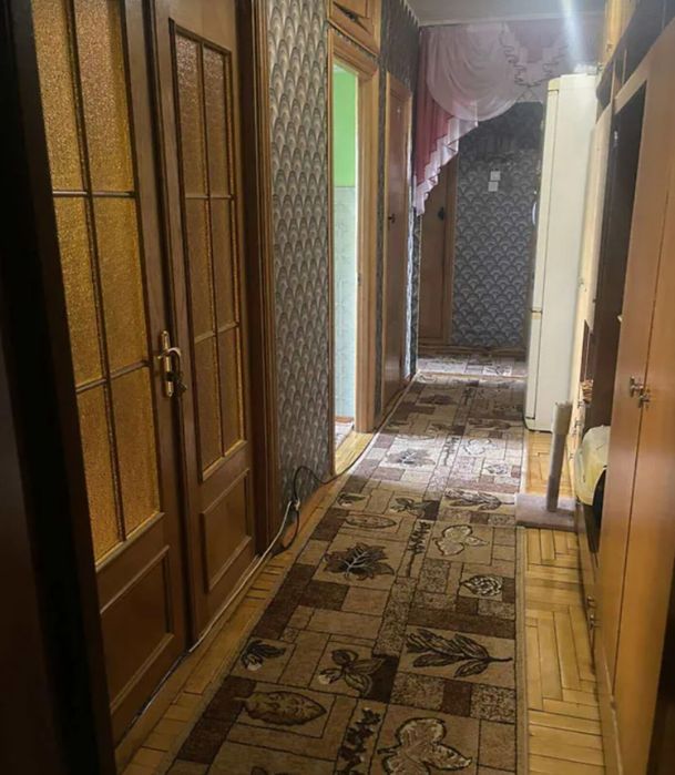 Продаж 3к квартири 64.7 кв. м на вул. Симоненка Василя