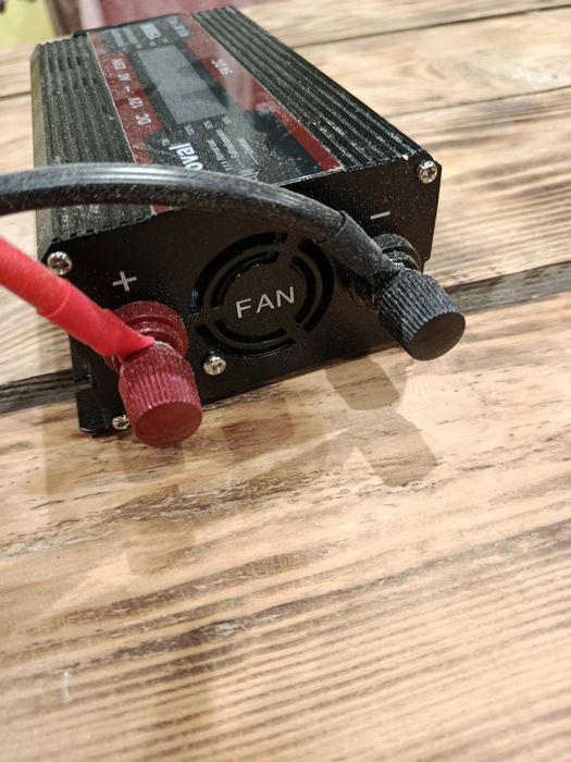 інвертор живлення Foval 1500w