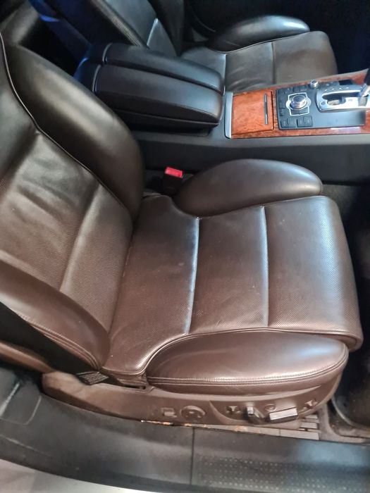 Fotele Audi A 8 D3 skóra