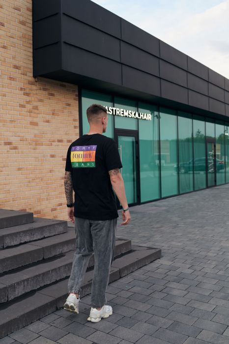 Футболка Tommy Jeans regular summer flag T-shirt in black