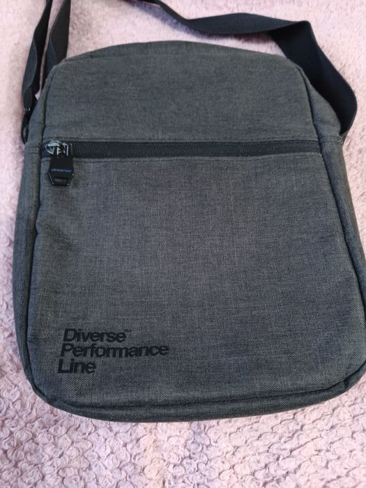 Używana torebka Diverse Performance