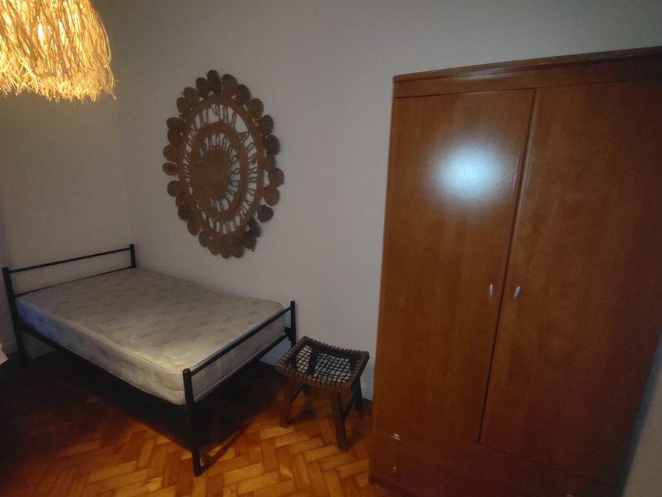 Quarto em Benfica T2