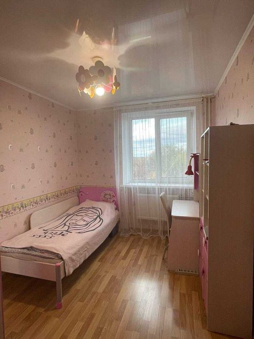 Трикімнатна квартира зайти і жити! Продаж по Є-відновленню!