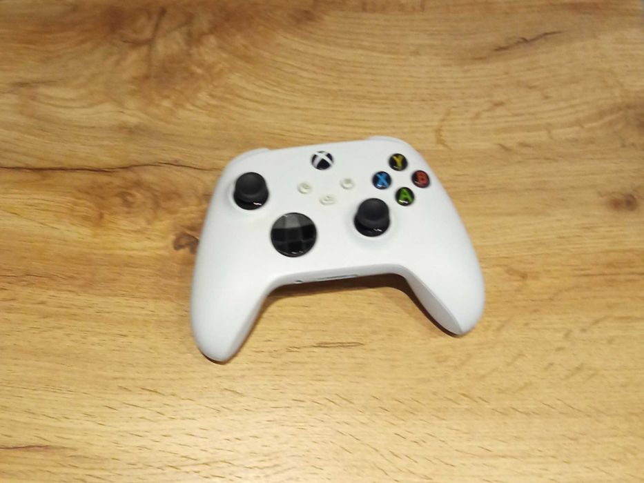 Pad Xbox series X biały