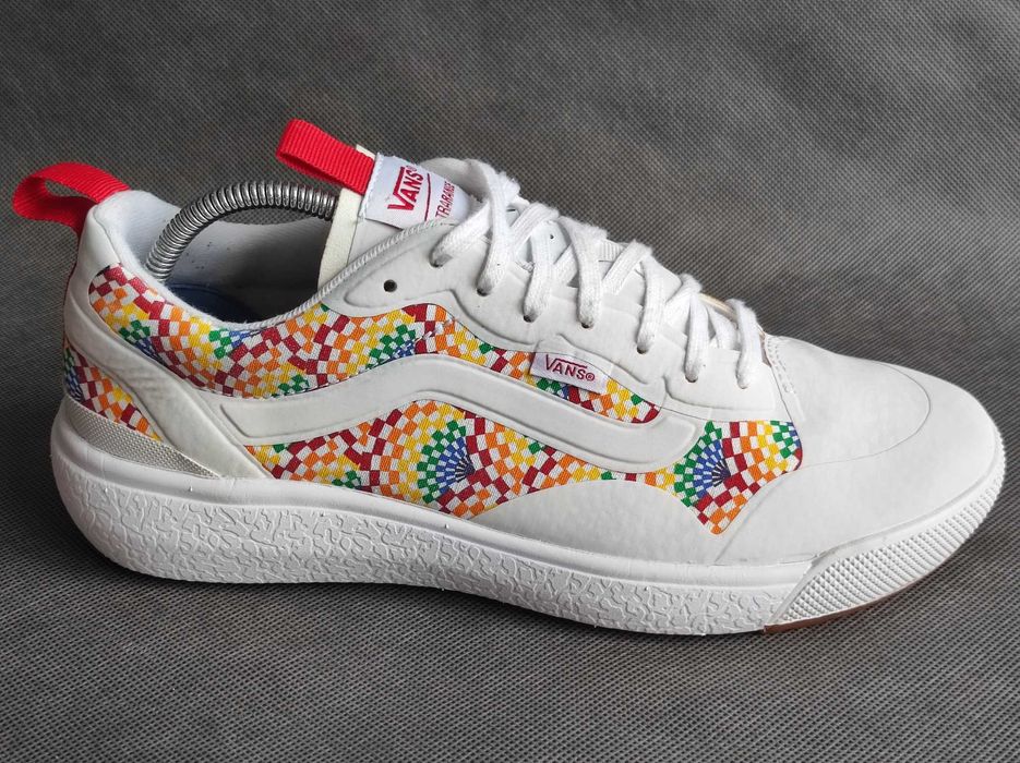 - Vans Ultrarange Exo - Sneakersy r. 40,5