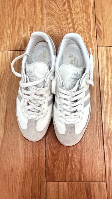 Tênis Nike e adidas