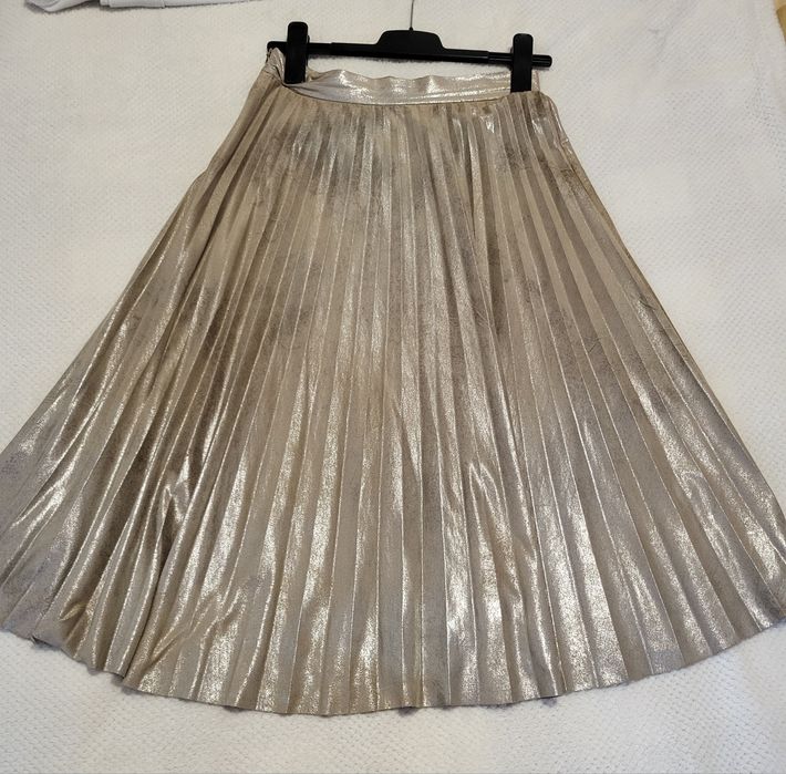 Saia polipele tipo pêssego.