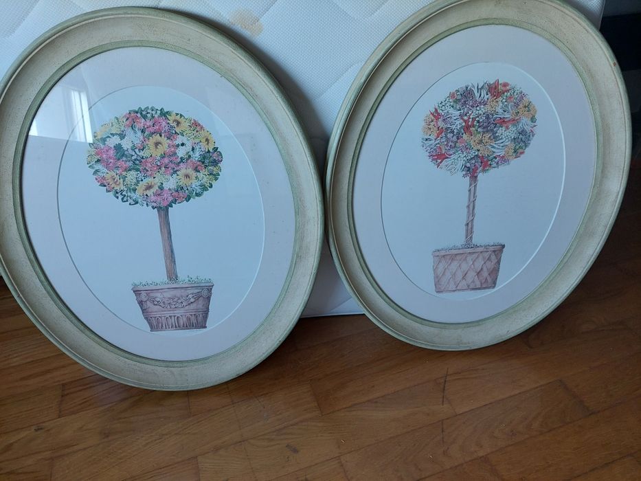 Two Oval Paintings431396309530071042