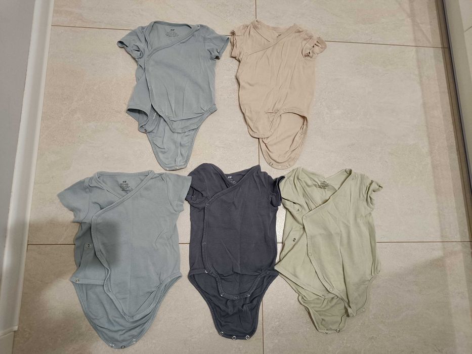 Body chłopięce r. 74, 5 sztuk