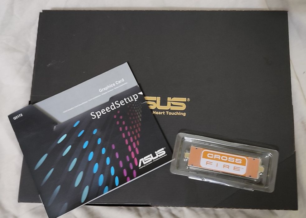 АРТЕФАКТЫ!!! Видеокарта HD6870