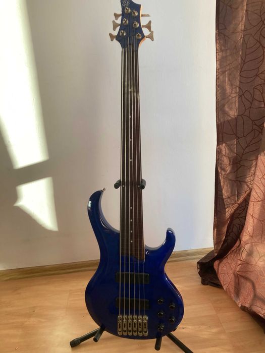 Gitara basowa Ibanez BTB 6-strunowa Fretless (Bezprogowa)
