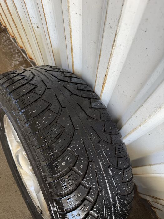 Продам диски з шинами 255/65/R16