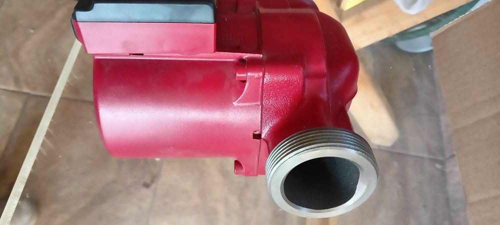 Pompa obiegowa Grundfost  UPS 32/80/180 Wilo STG 25/4 Nowa nieużywana