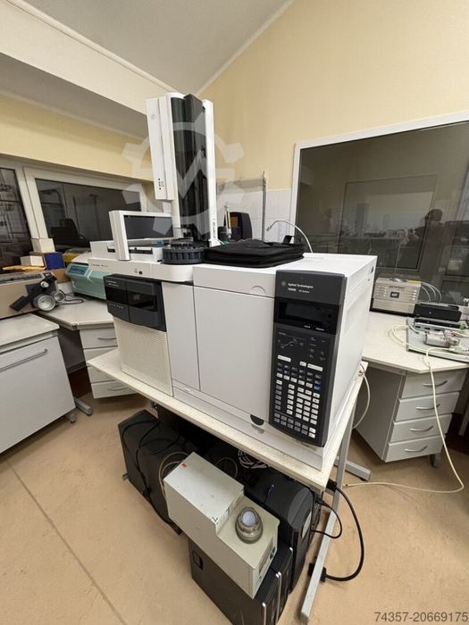Chroamtograf gazowy agilent 7890B gc/ms triple quad