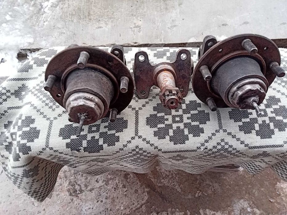 Ступиця ГАЗ-24, цапфа