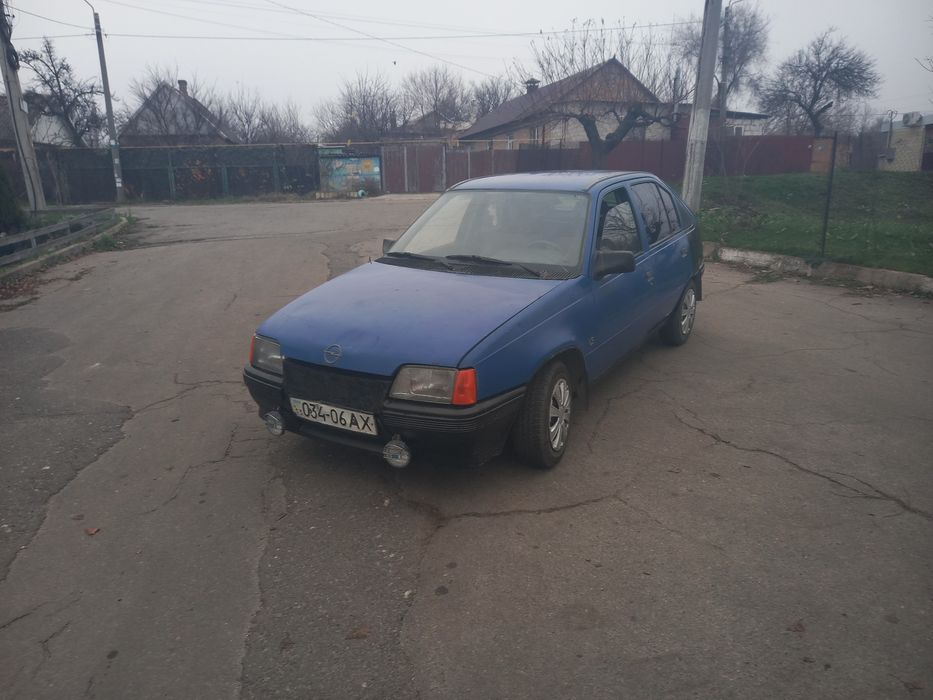 Продам Опель на полном ходу