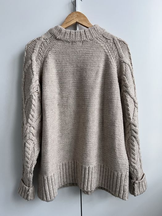 Sweter z warkoczowym splotem z wełną, rozmiar S