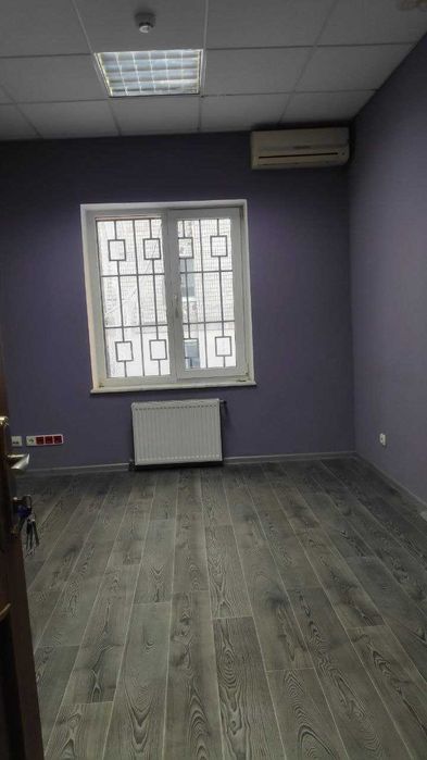 Оренда офісу, 14 м, офіс-центр, р-н Набережного