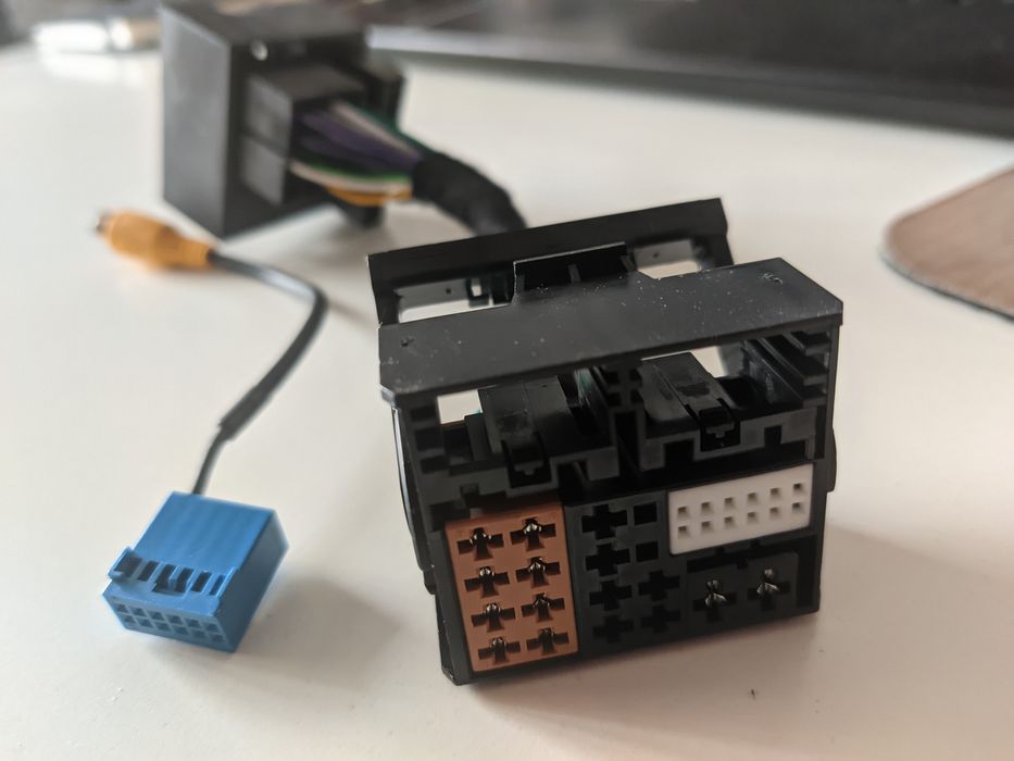 Переходник адаптер PQ в MQB VW Skoda Composition Discover Media RNS510