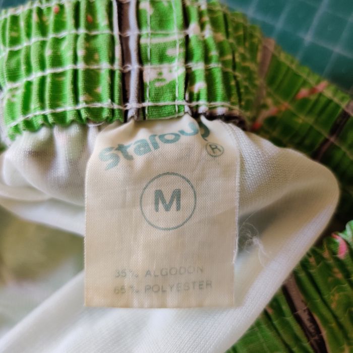 Calções praia banho com caveiras (como novos)