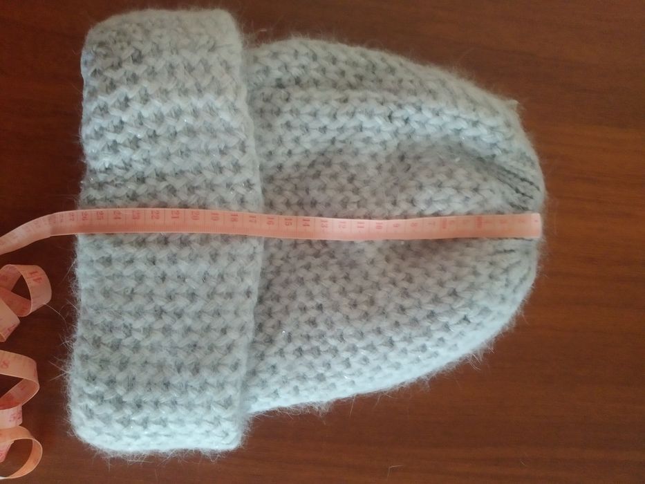 Шапка  жіноча  зимова