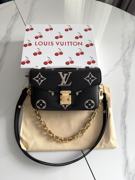 Сумка Louis Vuitton Pochette Metis East West чорна, бежева
